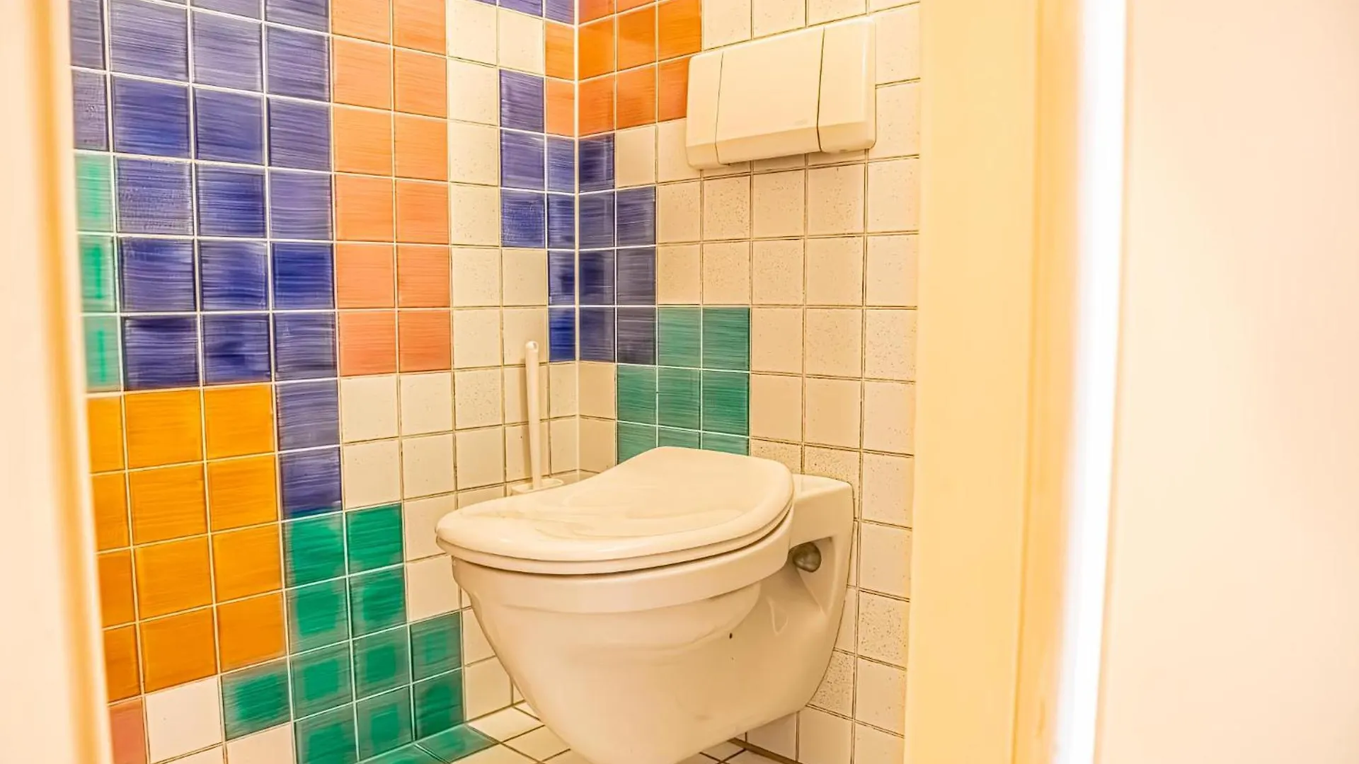 Deluxe 3Br Apt. Wiener Stadthalle - Suitable For Longstays 0*, Vienna