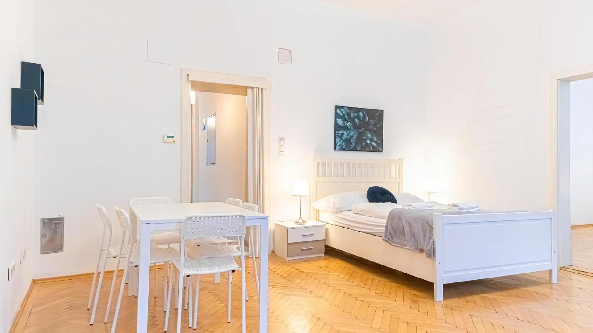 Deluxe 3Br Apt. Wiener Stadthalle - Suitable For Longstays Austria