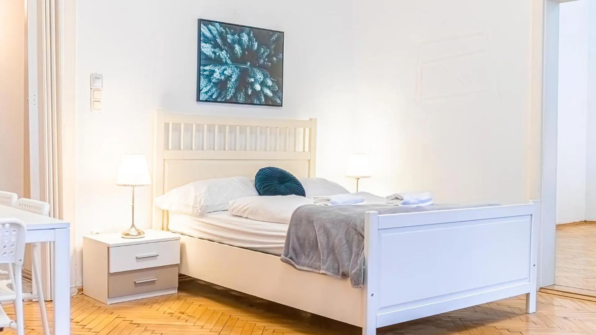 Deluxe 3Br Apt. Wiener Stadthalle - Suitable For Longstays 0*, Vienna Austria